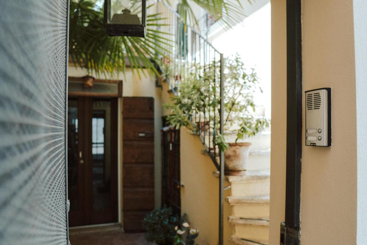 Romeo Giulietta Bed & Breakfast Verona Bagian luar foto